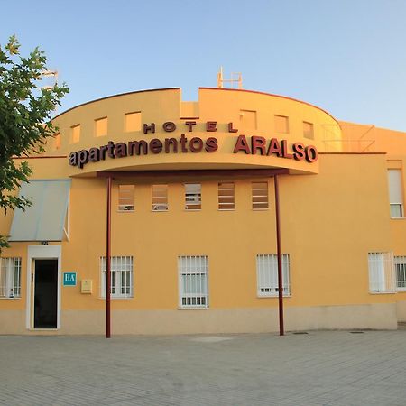 Hotel Apartamentos Aralso Sotillo La Lastrilla Eksteriør bilde