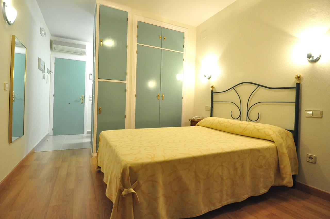 Hotel Apartamentos Aralso Sotillo La Lastrilla Eksteriør bilde